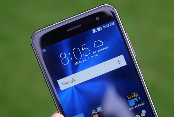 Màn hình Asus Zenfone 3 được bảo vệ bằng kính cường lực Corning Gorilla Glass 3