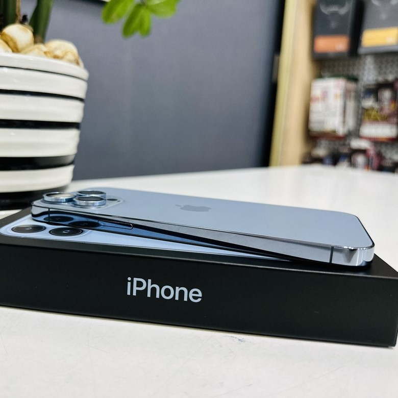 iPhone 13 Pro Max Trôi bảo hành viền vuông vức, sang trọng 