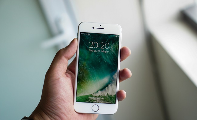 Màn hình Retina HD quen thuộc đem đến hình ảnh sắc nét trên iPhone 7 Lock