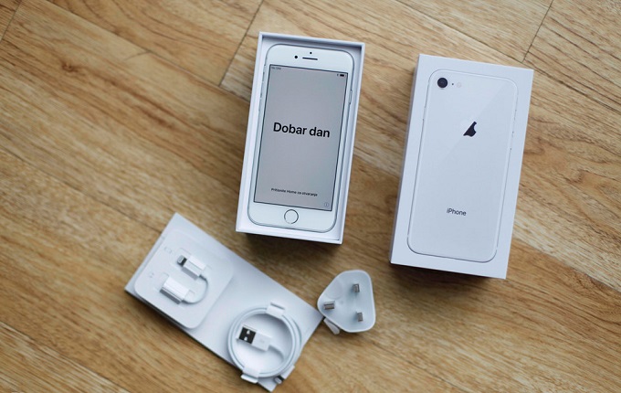 Hộp đựng iPhone 8 (Chưa Active - Trôi Bảo Hành)