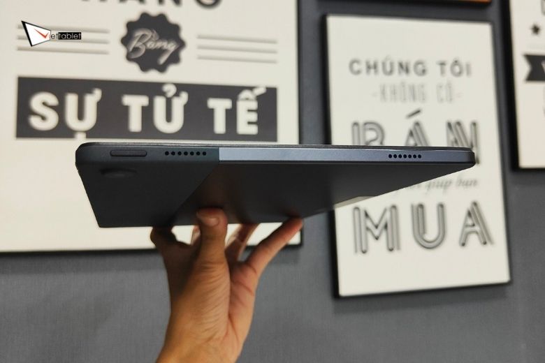 Lenovo Xiaoxin Pad P11 cạnh đáy