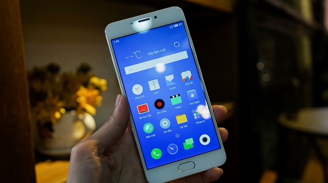 Màn hình Meizu M5 Note sở hữu mặt kính cong 2.5D