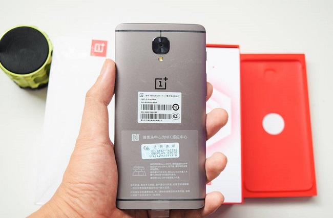 OnePlus 3T thiết kế mặt sau