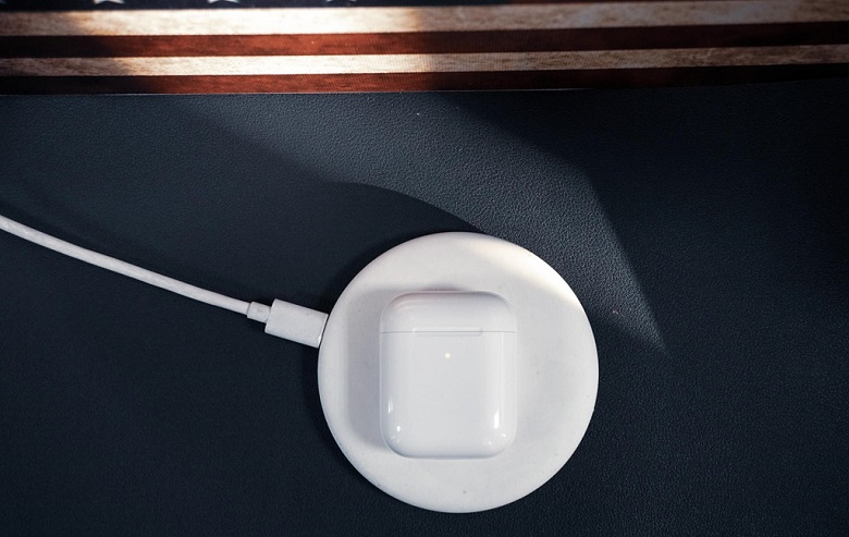 sac-pin-tai-nghe-airpods-2-viettablet
