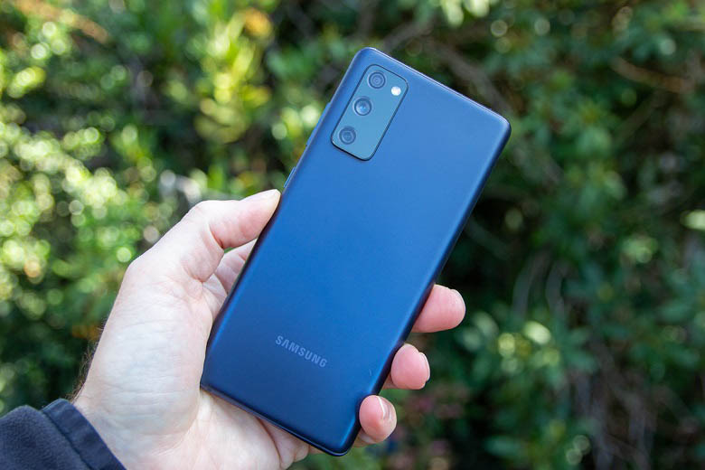 thiết kế Samsung Galaxy S20 FE (Fan Edition)