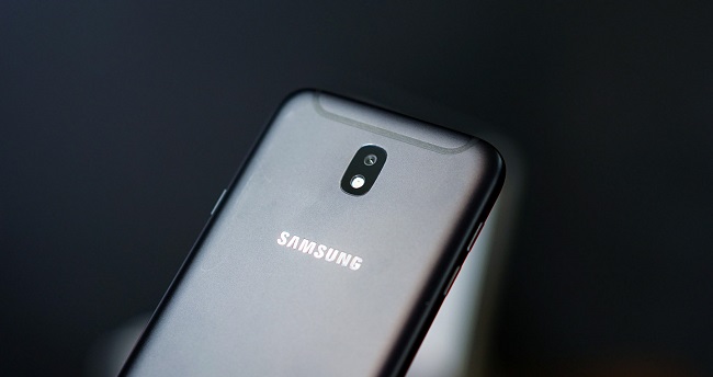 Camera Samsung Galaxy J7 Pro