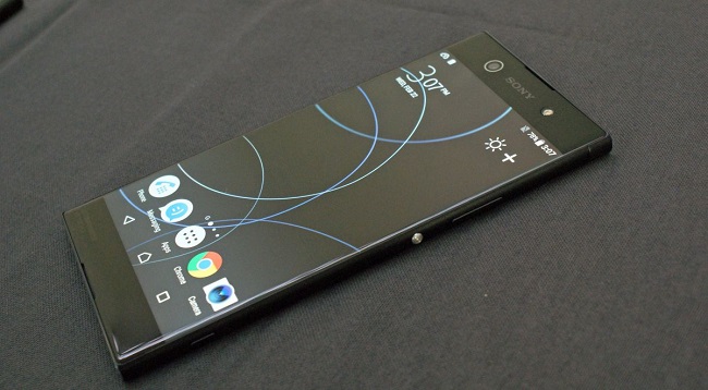 Đánh giá màn hình Sony Xperia XA1 Ultra: