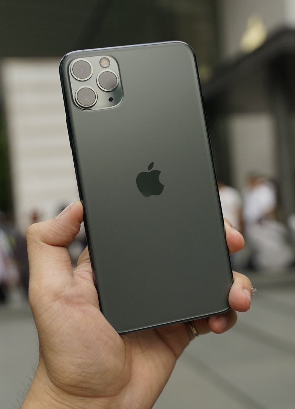 iphone 11 pro max cũ - likenew