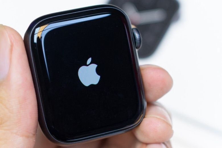 đánh giá màn hình Apple Watch SE
