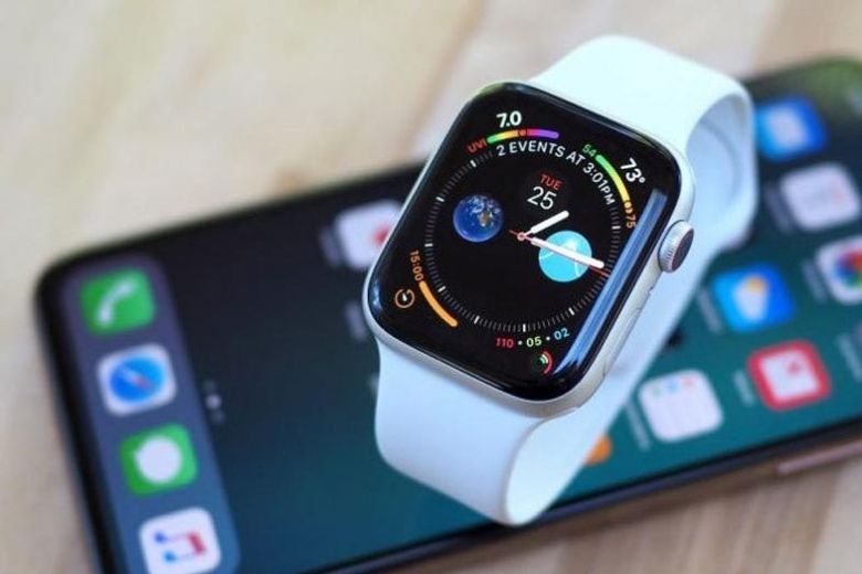 So sánh Apple Watch SE và Apple Watch Series 4