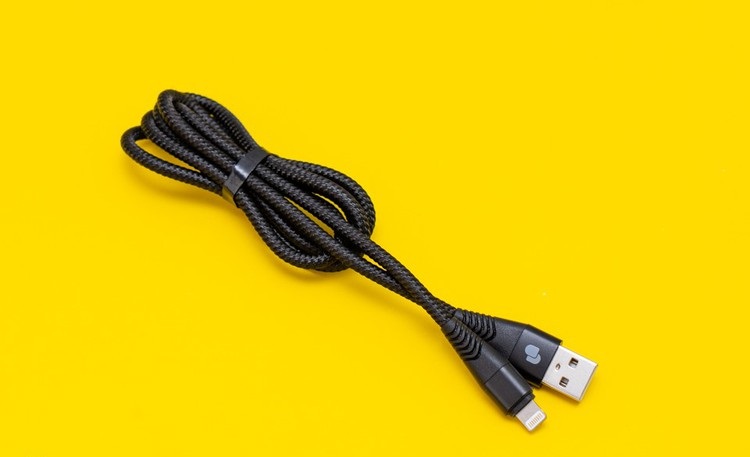cáp USB Lightning Umetravel C1