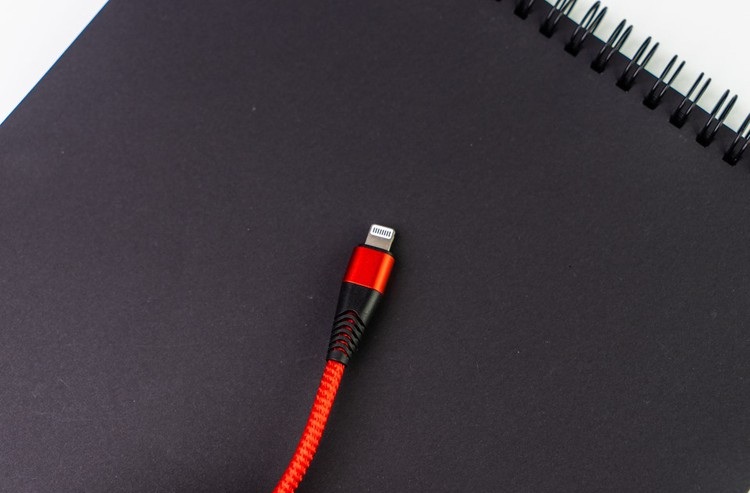 đầu sạc TypeC Lightning Umetravel CL1