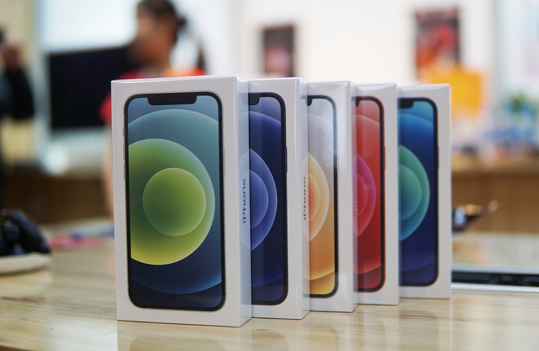 iPhone 12 đủ màu