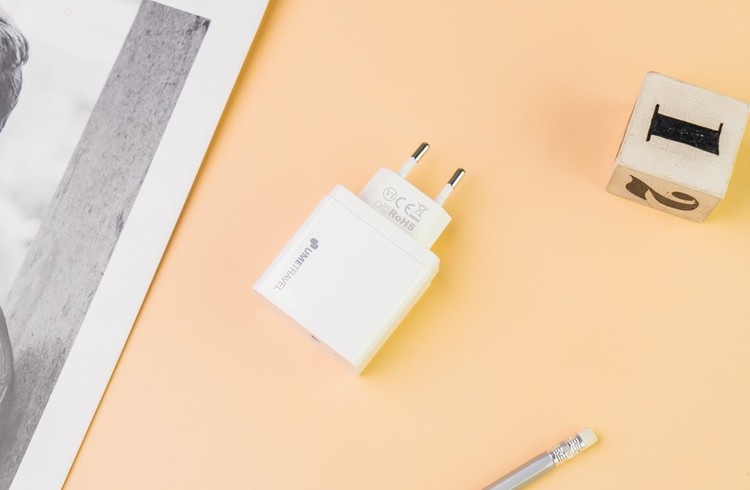 sạc 18W phù hợp cho iphone 12