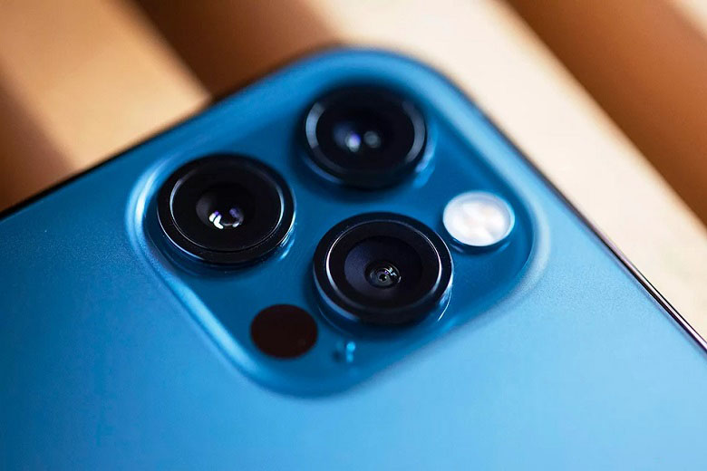 cận cảnh camera iphone 12 pro max