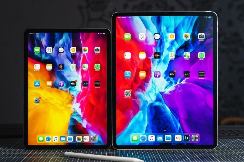 màn hình ipad pro 2021 cũ bên cạnh ipad pro 2021 12.9 inch