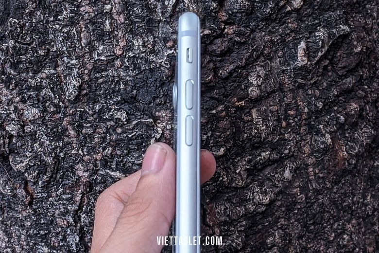 thiết kế iphone 8