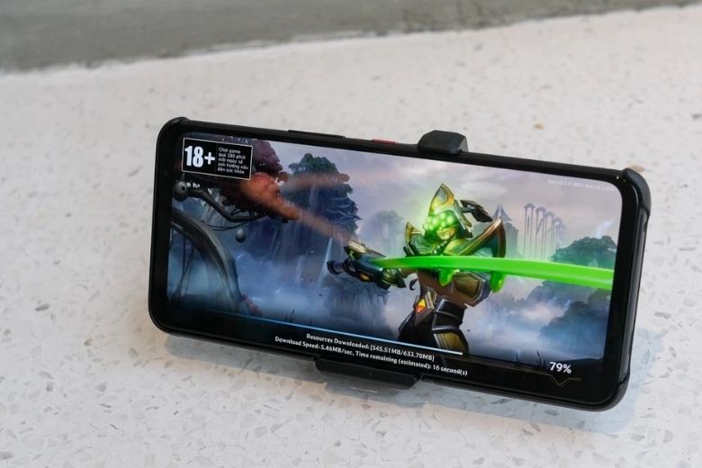 màn hình gaming asus rog phone 5