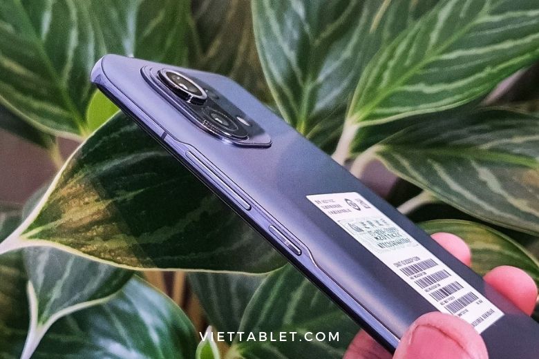 cạnh phải xiaomi mi 11