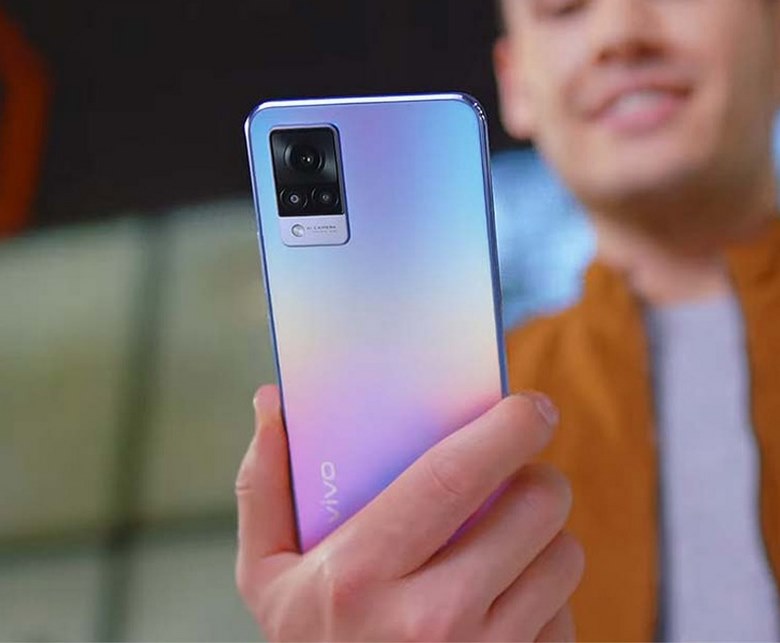 cấu hình Vivo V21