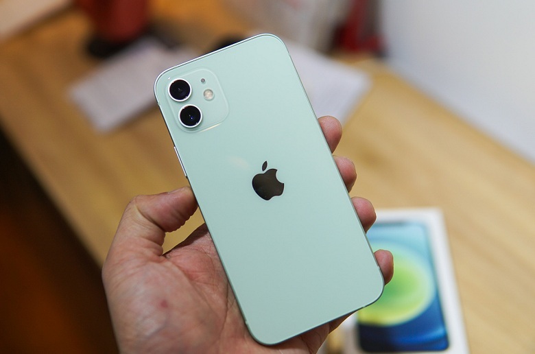 thiết kế iPhone 12