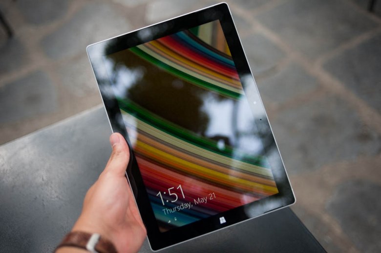 màn hình Microsoft Surface 3