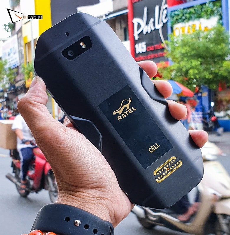 thiết kế Ratel Cell R1020
