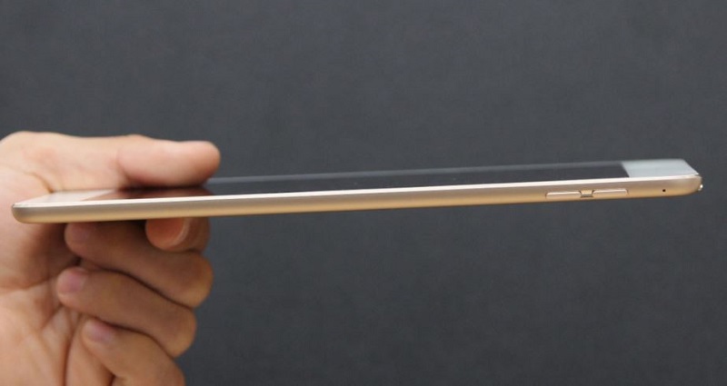 Cạnh phải iPad Mini 4