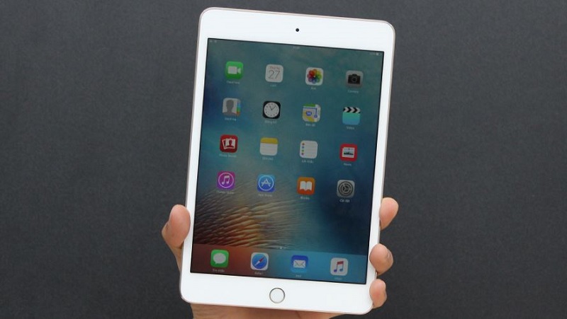trên tay iPad Mini 4