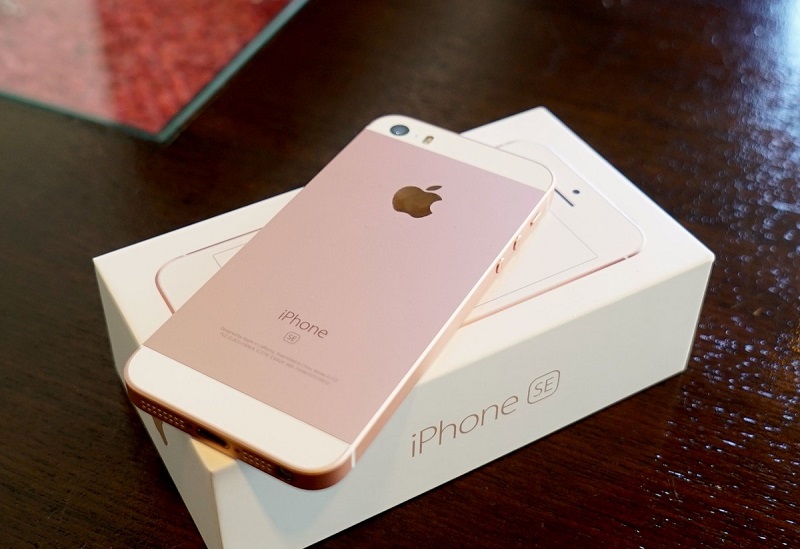 iPhone SE