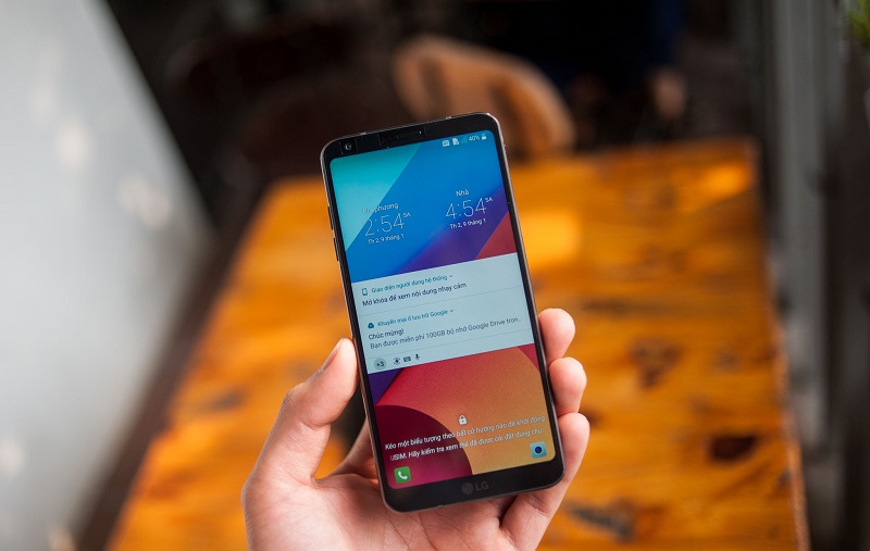 Màn hình LG G6