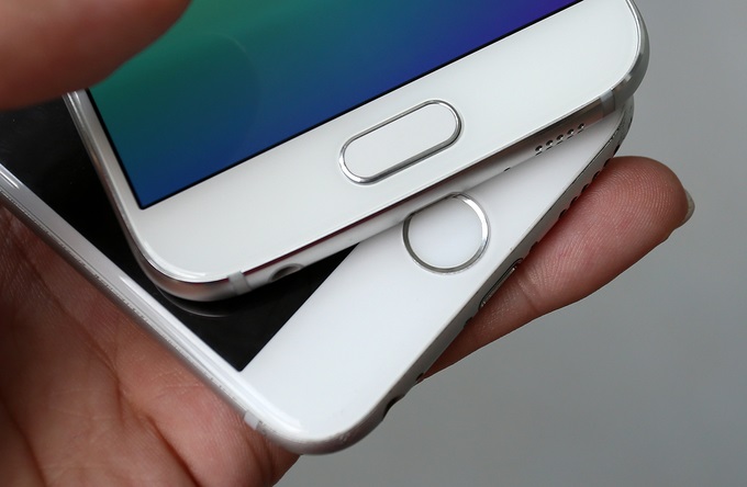 Samsung Galaxy S6 với iPhone 6 Lock: Vân tay