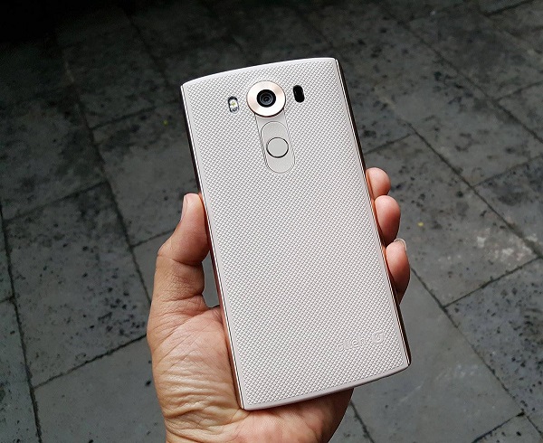 Thiết kế LG V10