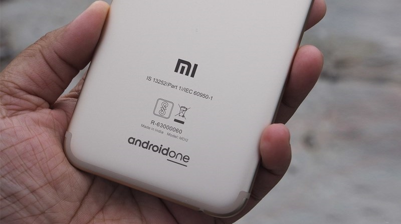 Trên tay Xiaomi Mi A1 Ảnh Xiaomi Mi A1: Mặt lưng