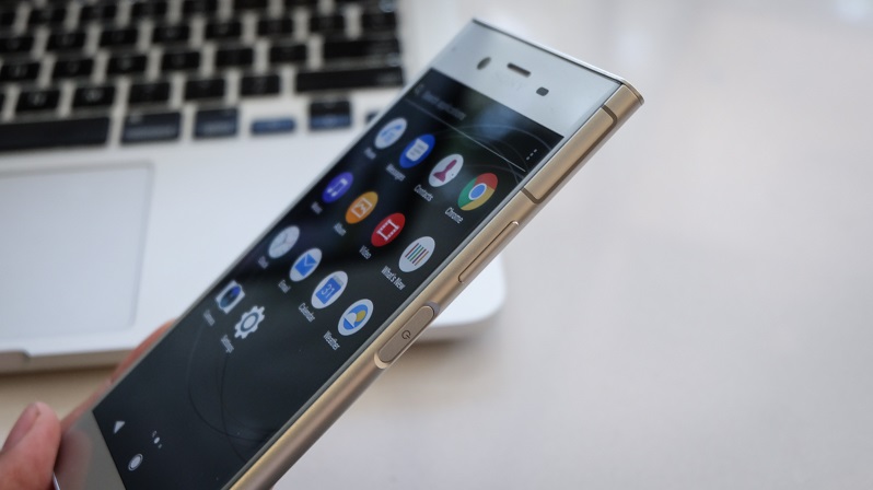 Thiết kế Sony Xperia XZ1