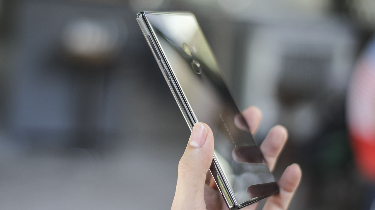 trên tay Xiaomi Mi Mix trên tay Xiaomi Mi Mix