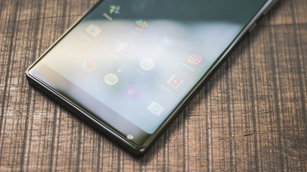 trên tay Xiaomi Mi Mix trên tay Xiaomi Mi Mix