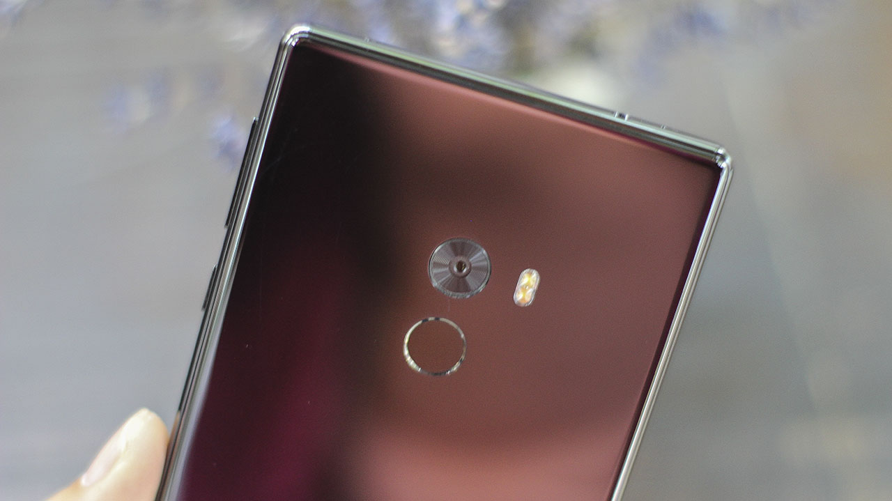 trên tay Xiaomi Mi Mix