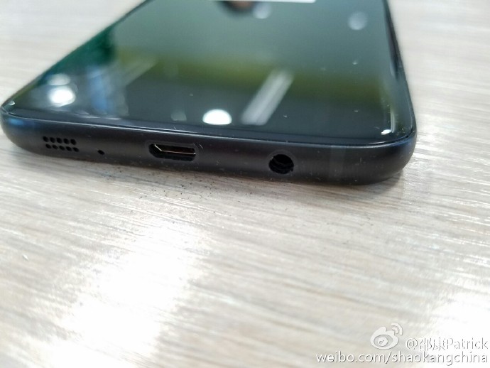 Galaxy S7 Edge Glossy Black bỗng dưng xuất hiện, iPhone 7 Jet Black sắp có “người anh em”