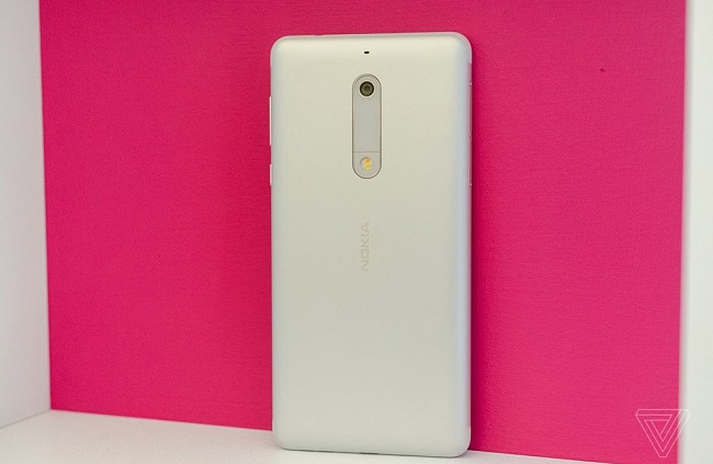 Nokia 5 thiết kế mặt lưng