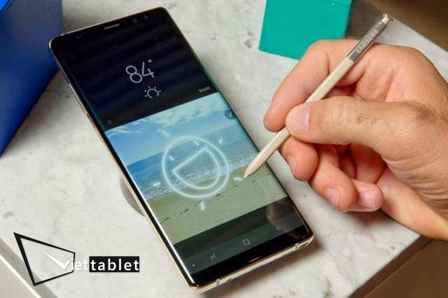 Sửa lỗi mất nguồn trên Samsung Galaxy Note 8 tại Viettablet