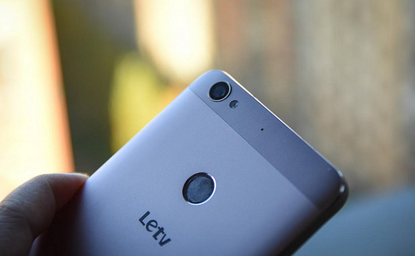 LeTV Le 1s có camera 13 MP cùng cảm biến vân tay cao cấp