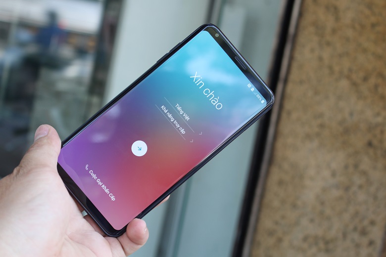 LG V30 Plus giảm giá hấp dẫn