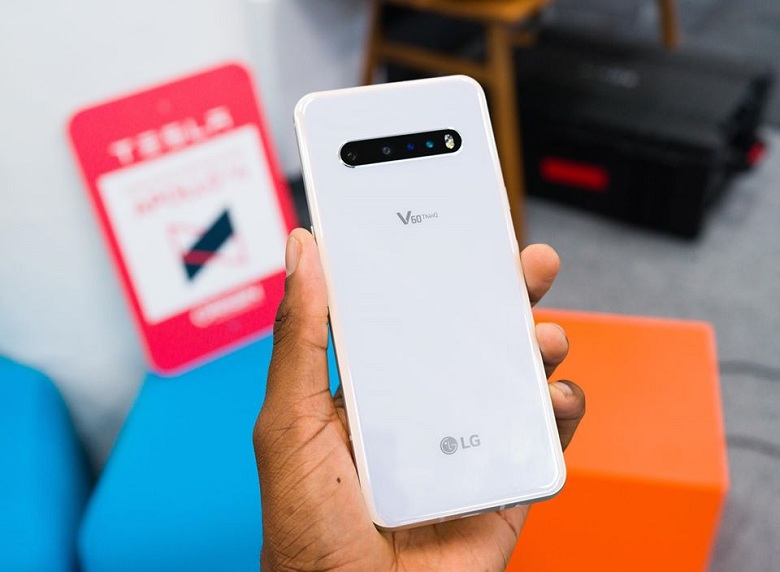 thiết kế LG V60 ThinQ 5G