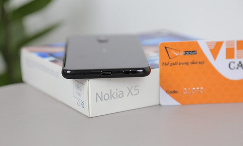 Nokia X5 2018 32gb 64gb thiết kế 