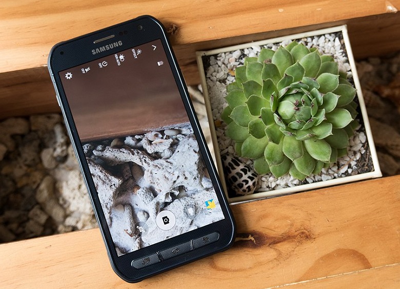 s6 active thiết kế mạnh mẽ