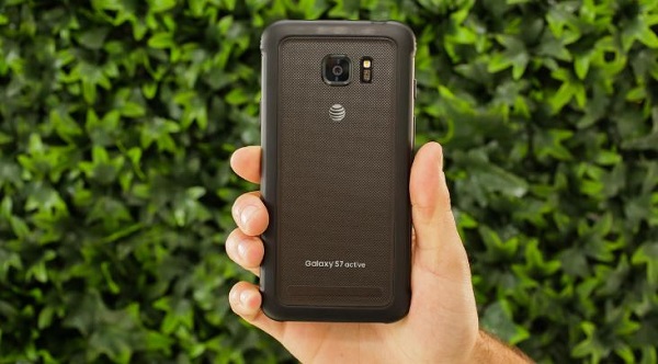 Samsung Galaxy S7 Active thiết kế