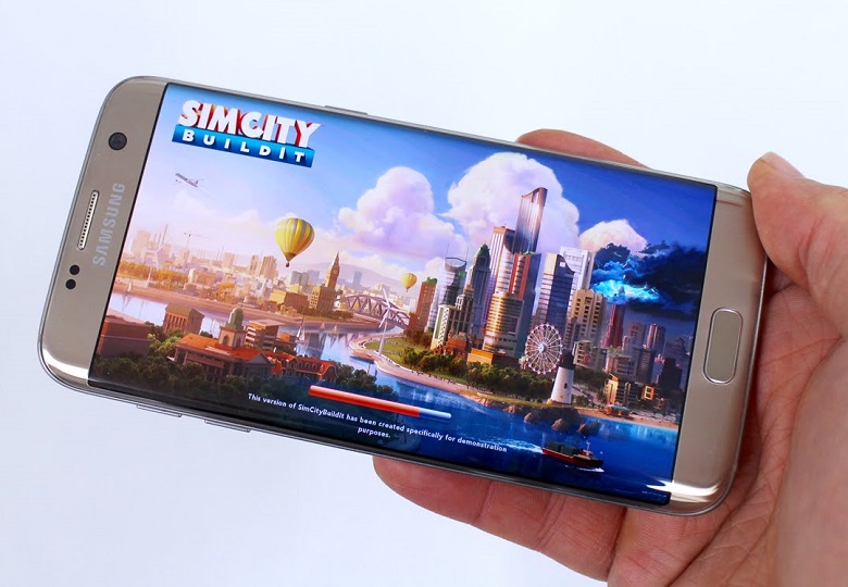 Samsung Galaxy S7 Edge có cấu hình vượt trội