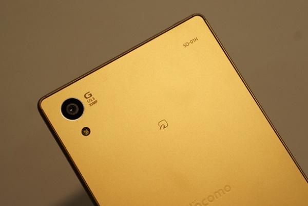 Sony Xperia Z5 Docomo có thiết kế camera không lồi và tinh tế