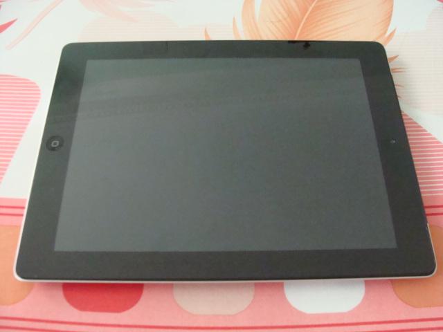 iPad 3 16GB 4G like new 1